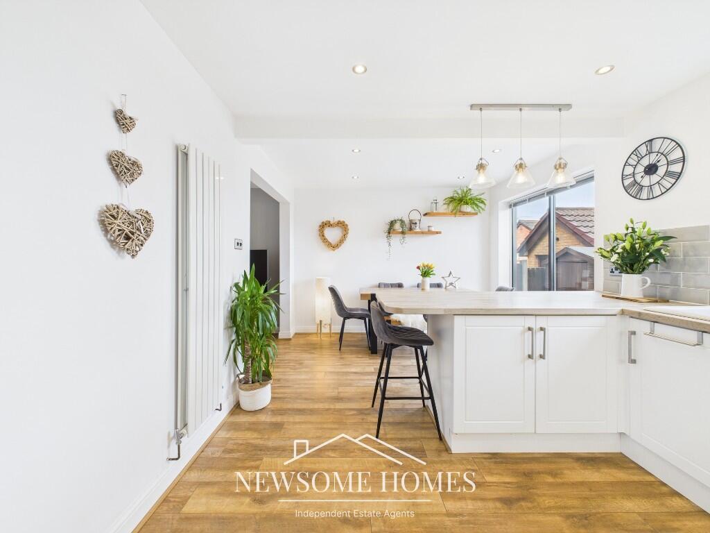 Kitchen/ Family Room