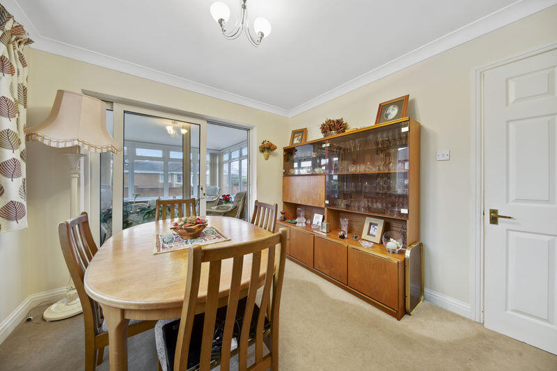 Bed2-Dining-Room.