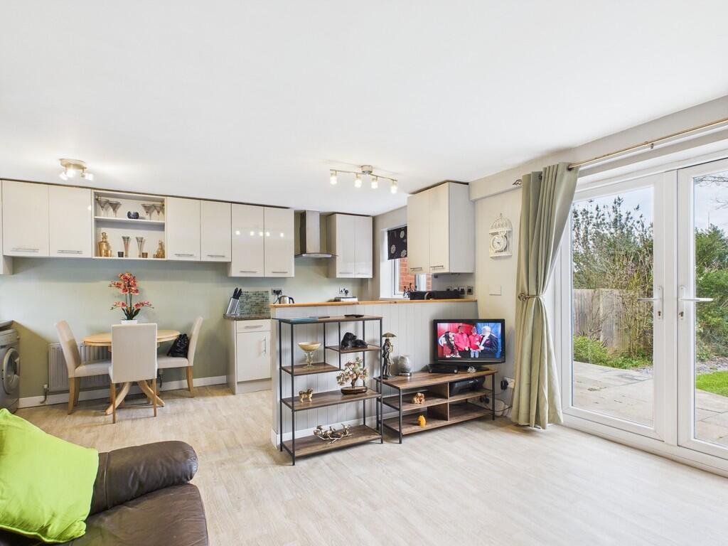 CAM03582G0-PR0087...