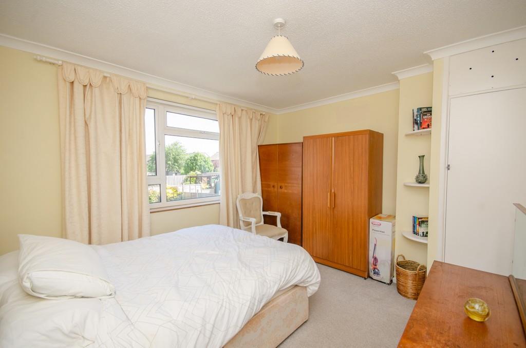 Bedroom two pic 2.jpg