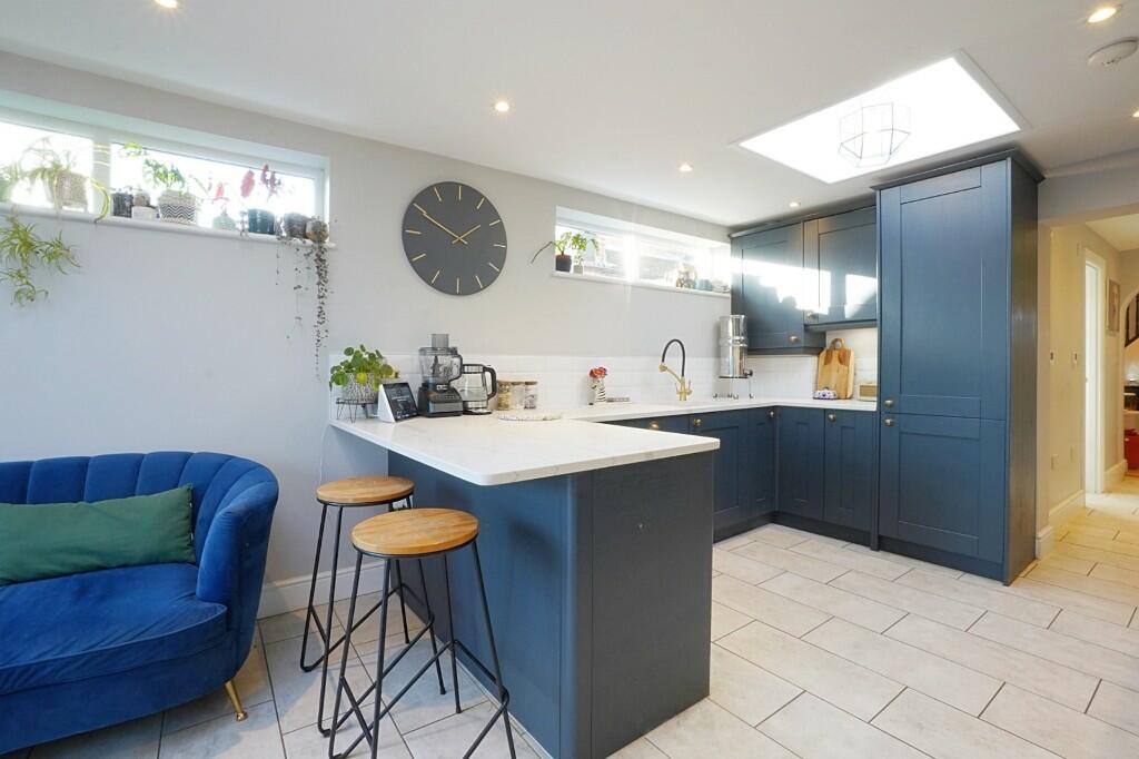 Kitchen dining room