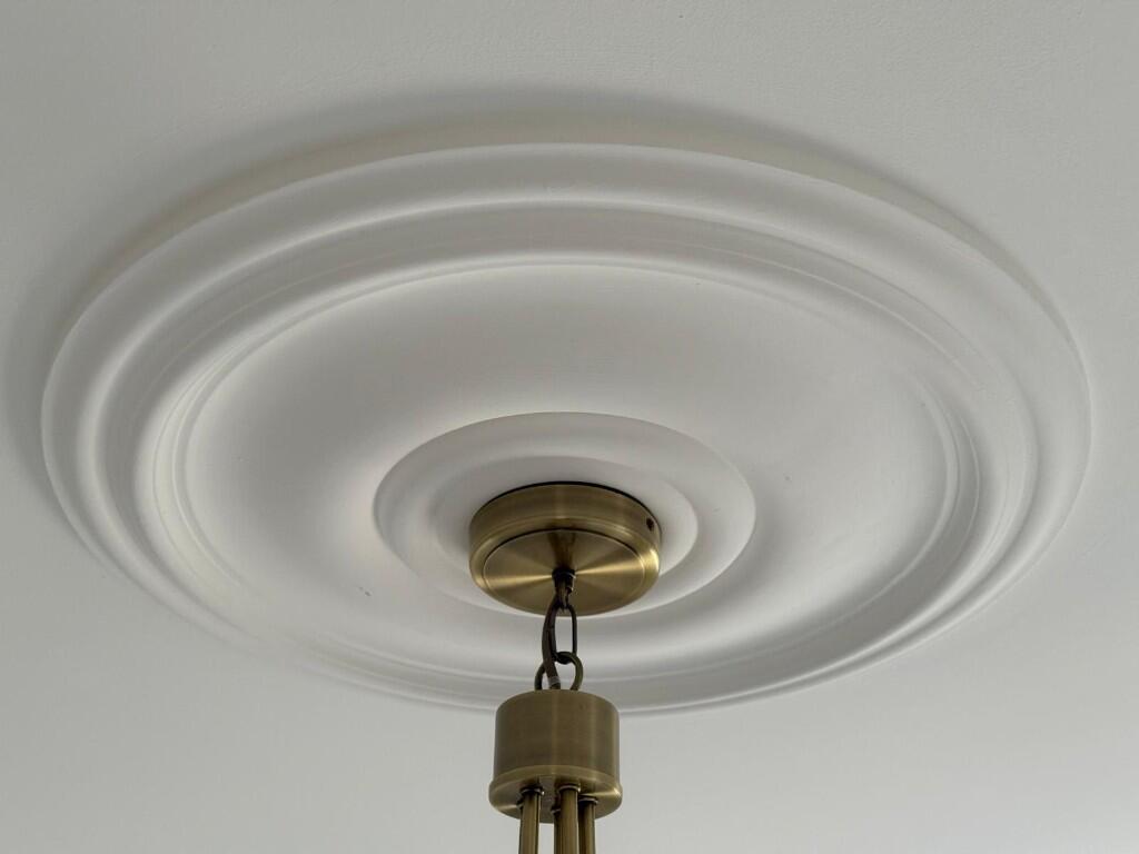Ceiling rose