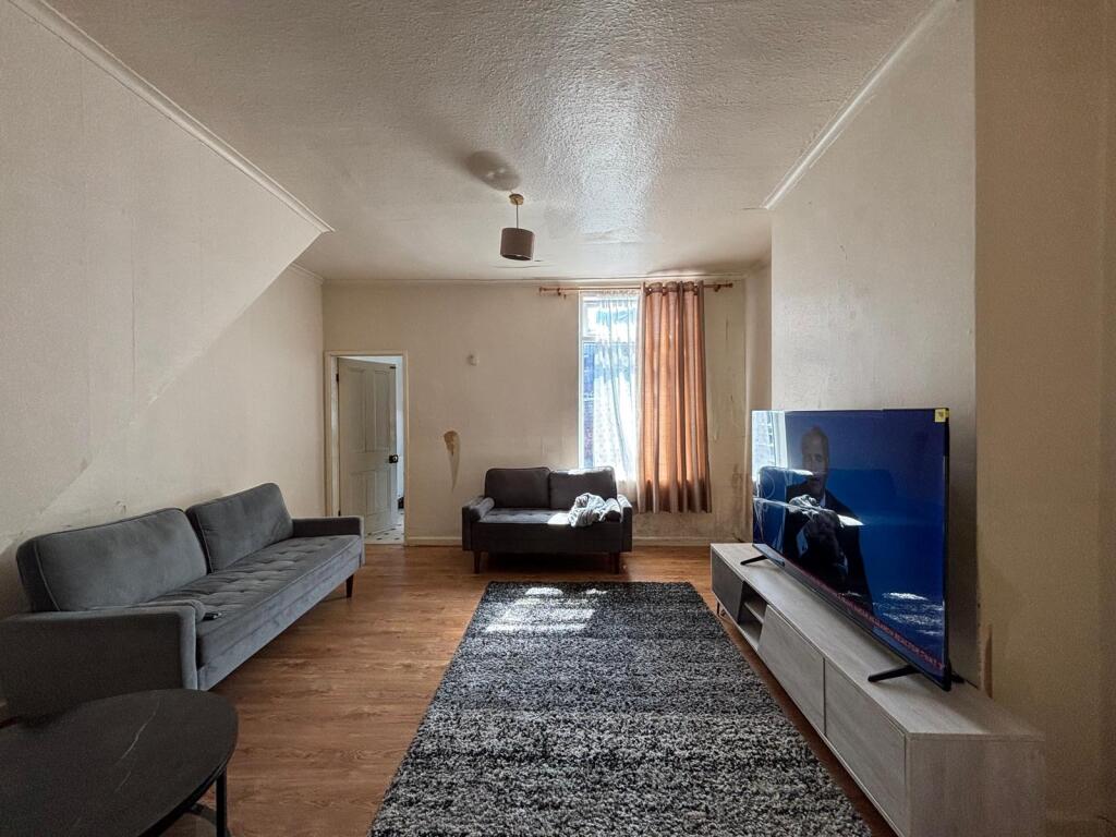 WhatsApp Image 2025-06-19 at 13.41.08 (4).jpeg