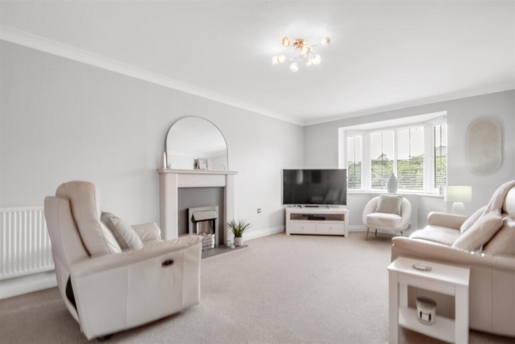 Sitting Room.jpg