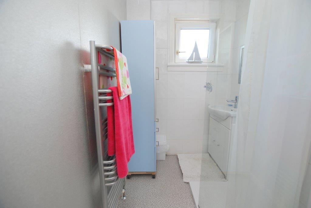 Upstairs Shower