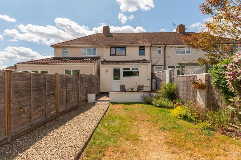 0S4RAV - External E.jpg