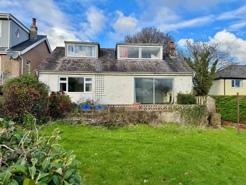 PHOTO-2025-12-10-14-21-25 (22).jpg