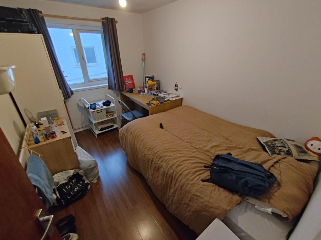 Bedroom 2 (1)