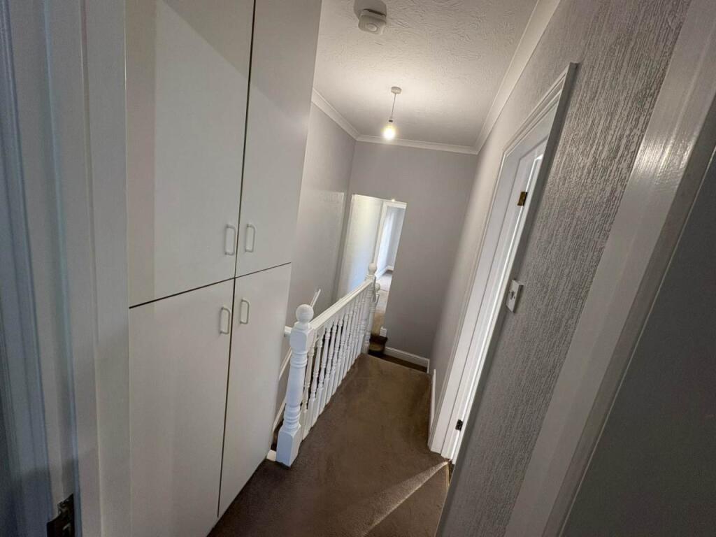 Upper Hallway 1