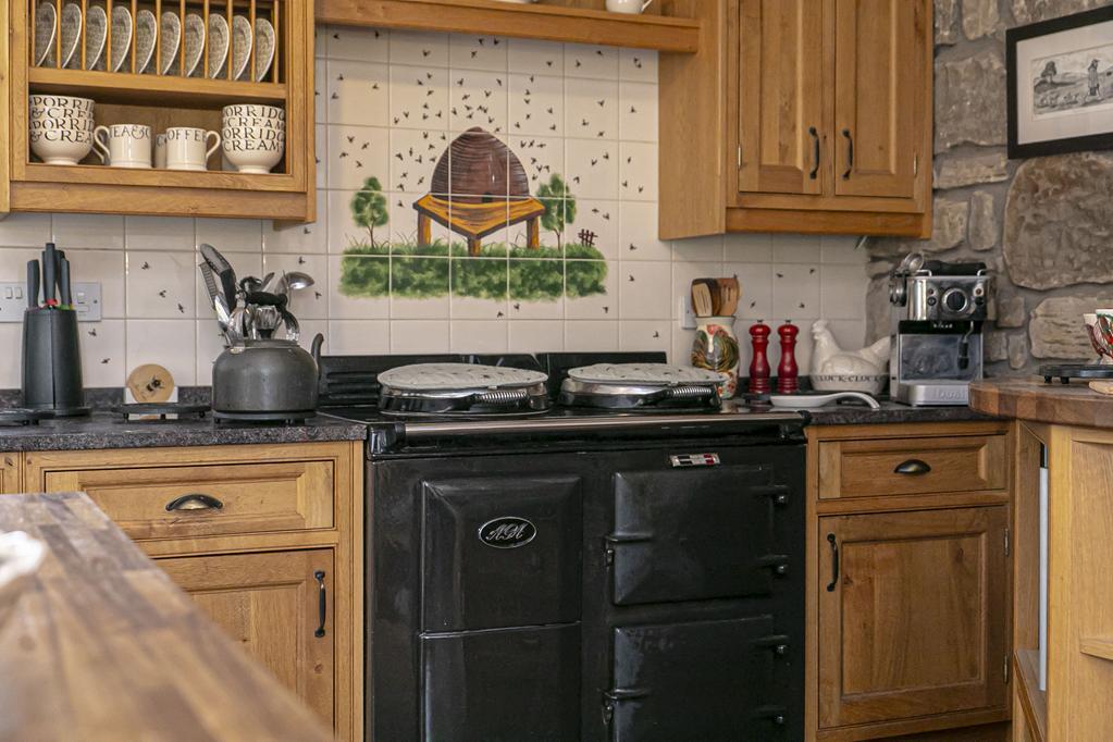 KITCHEN DETAIL