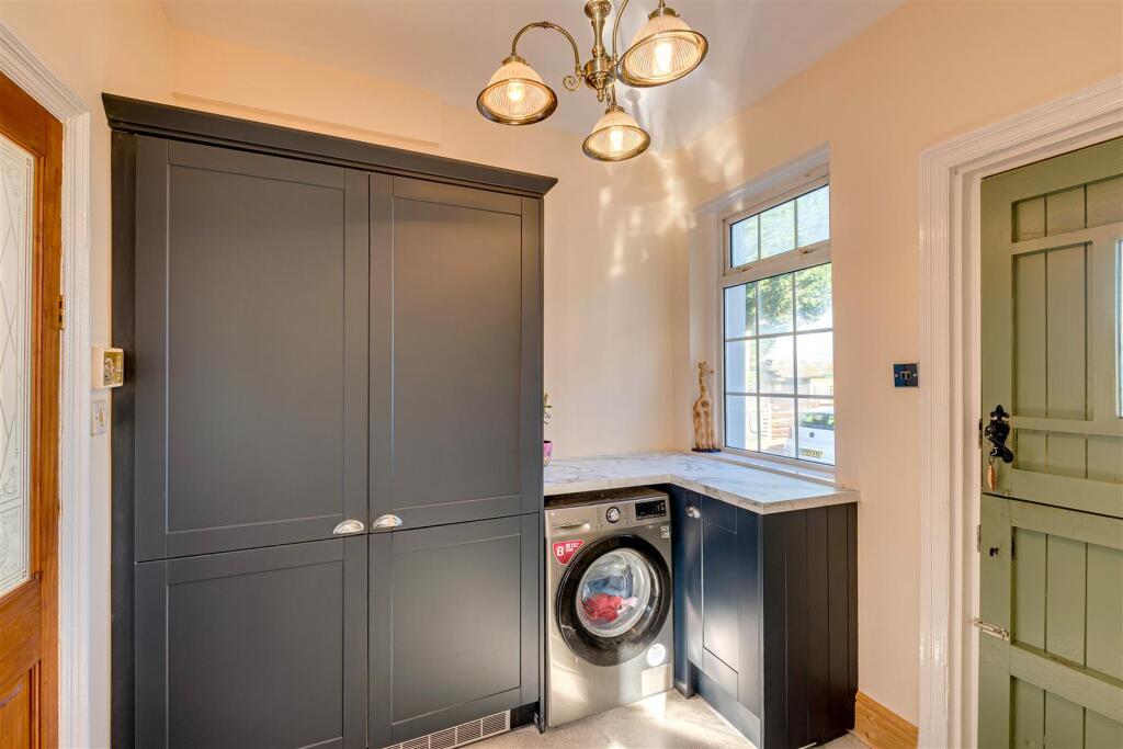 934 garstang rd_18.jpg