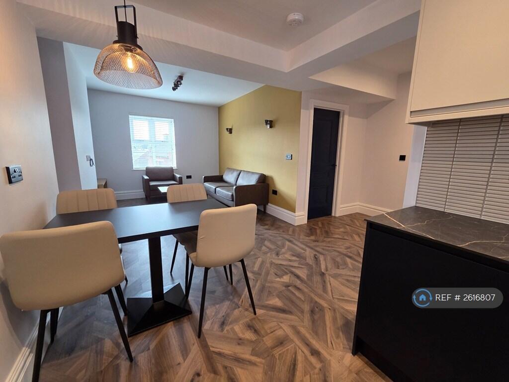 Open Plan Kitchen/Diner &amp; Living Area