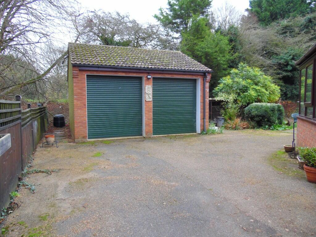GARAGE