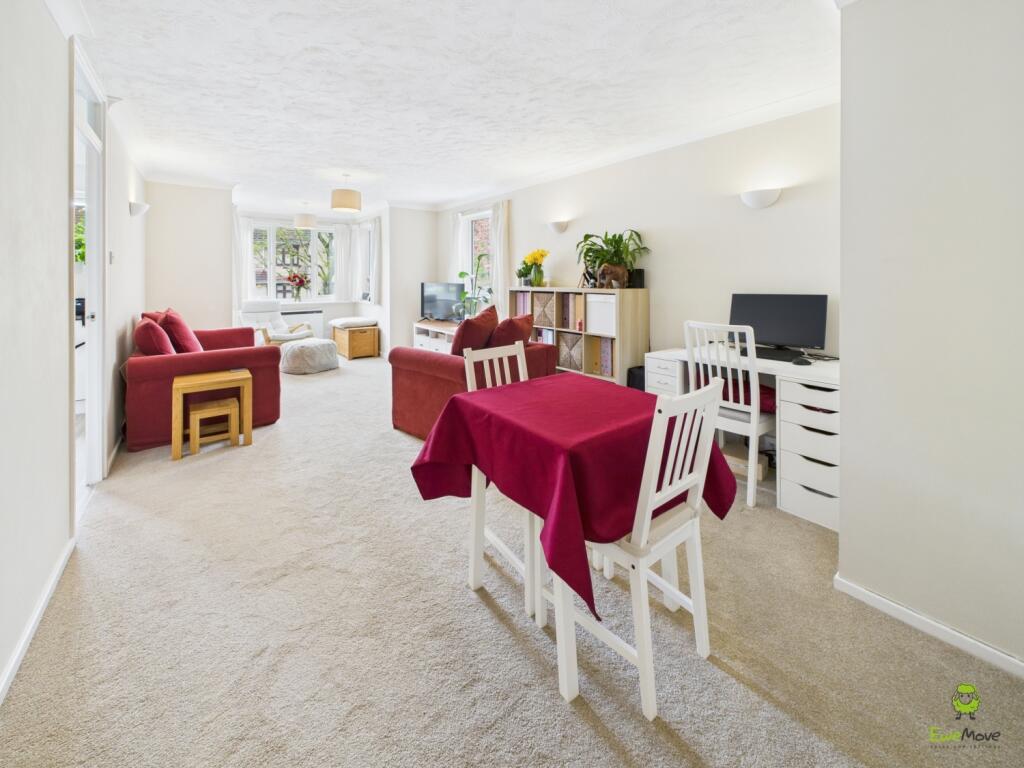 Pinecroft Court Available For Sale With Clinton Cr