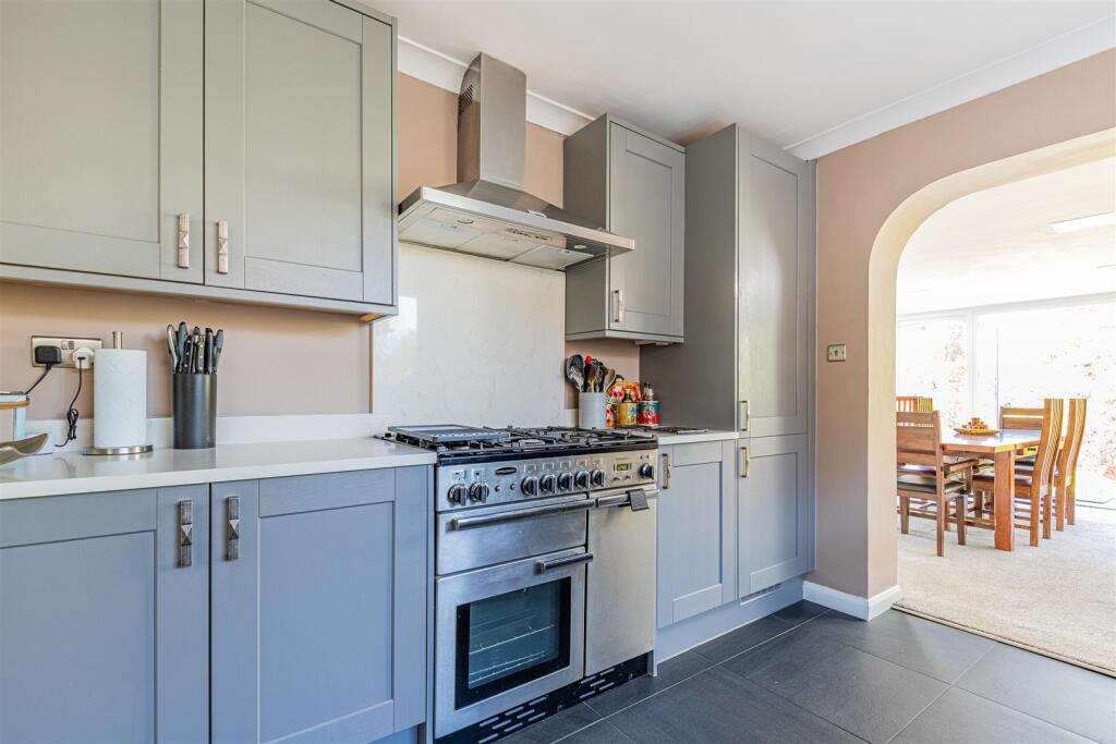 Cyncoed Rise 8-25.jpg