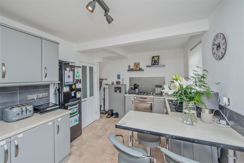 Fitted Breakfast / Dining Kitchen: