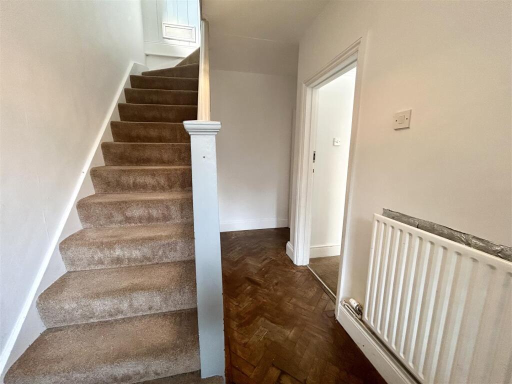 Hallway.jpeg