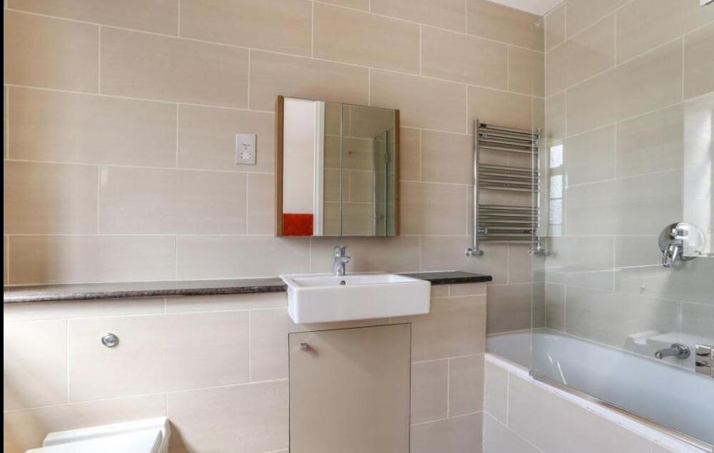 property in St. Mary Abbots Court, Warwick Gard, 
High Street Kensington, W14