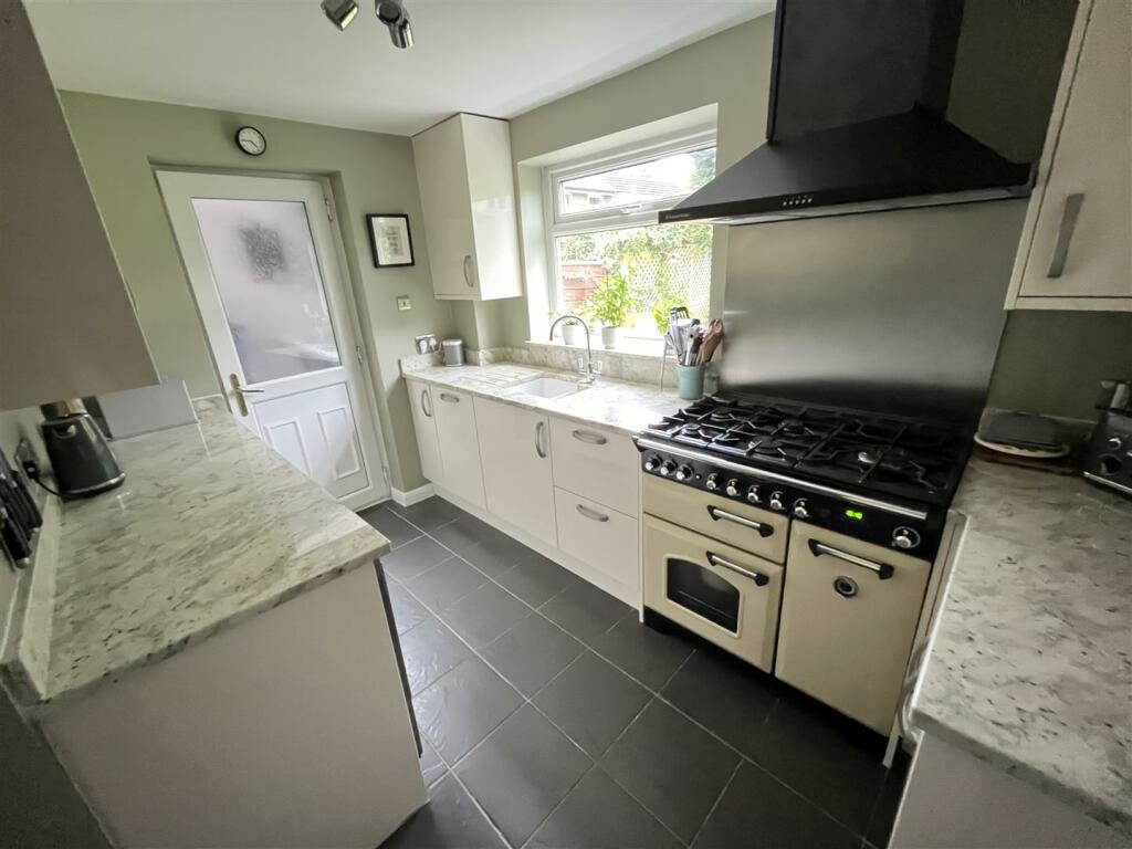 Kitchen Aspect 2