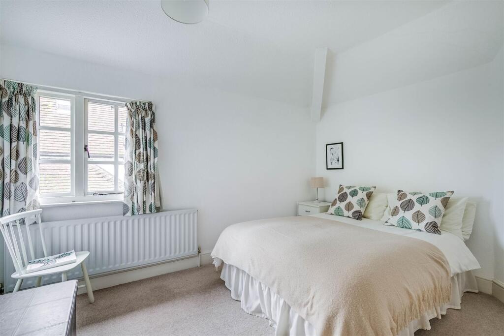 Baldock Road 97-6.jpg