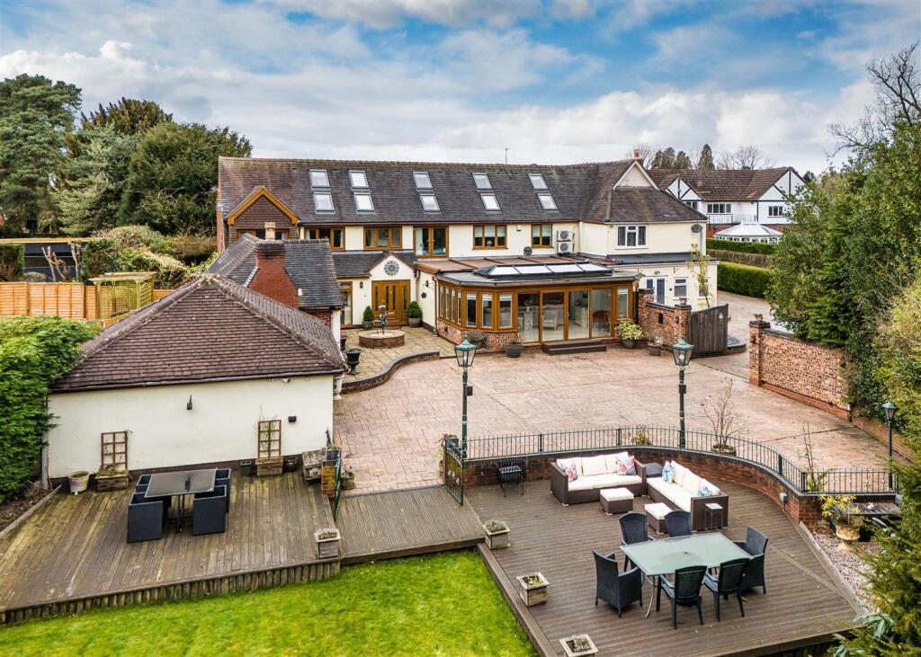 The Old Coach House-drone-4.jpg