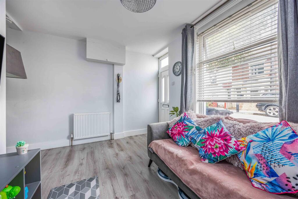 53 Jervis Road, Portsmouth-Small-PorticoMarketing-