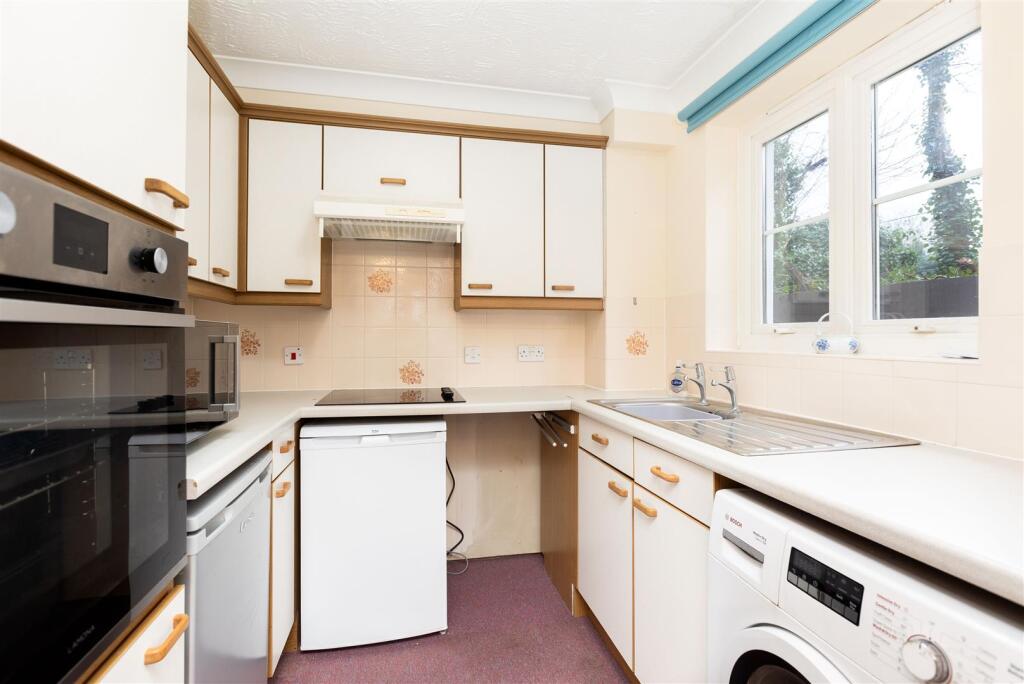 47 Bennett Court-8.jpg