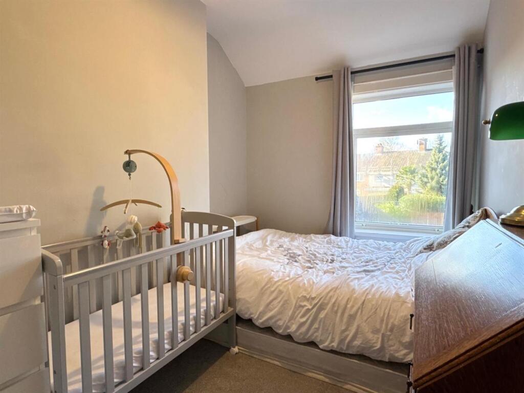 Bedroom 2 (1).jpg