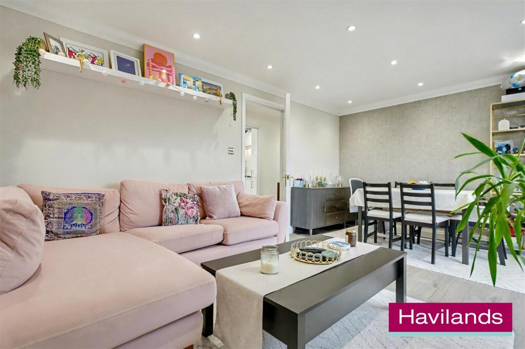 Fountain Court-15.jpg