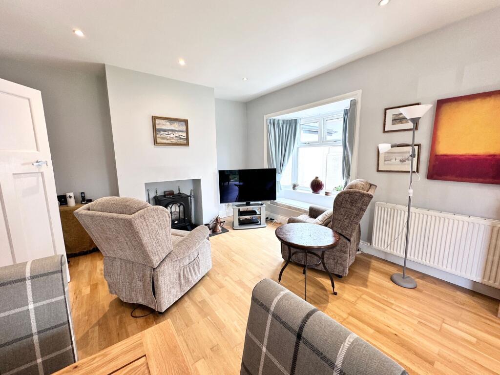 Open Plan family dining kitchen