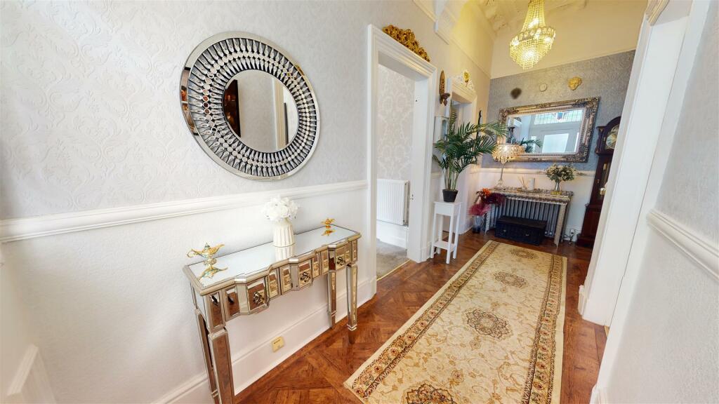 Hampton Road Hallway