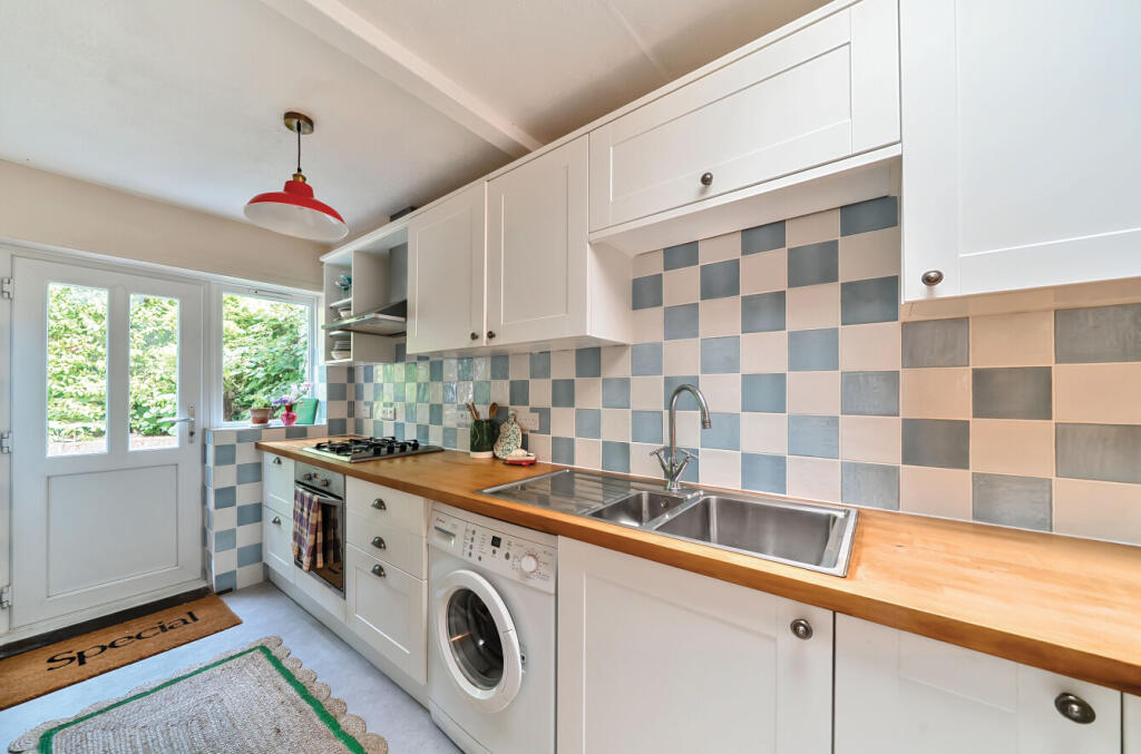 1303916-9-6848668...