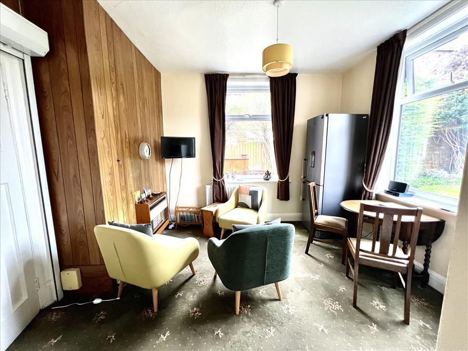 SITTING ROOM