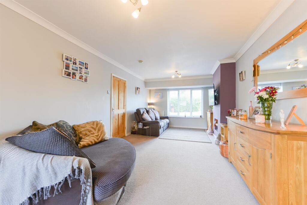 The Avenue, Greenacres1.jpg