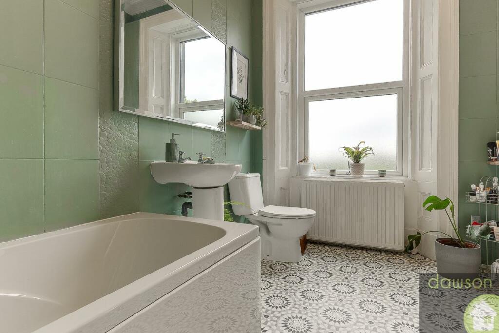 En-suite Bathroom