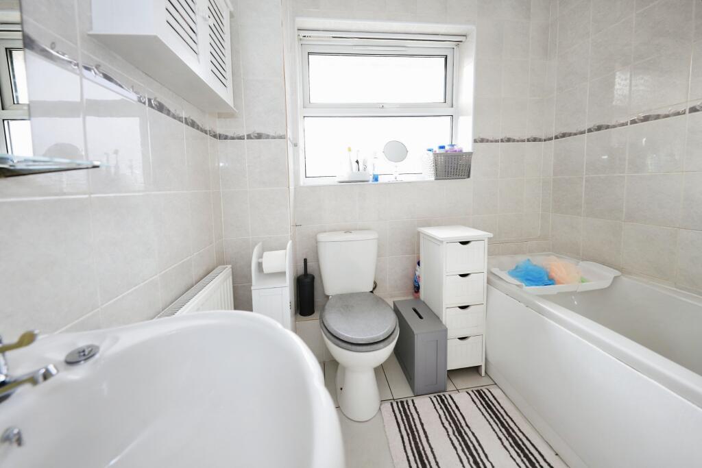 Bathroom W/C