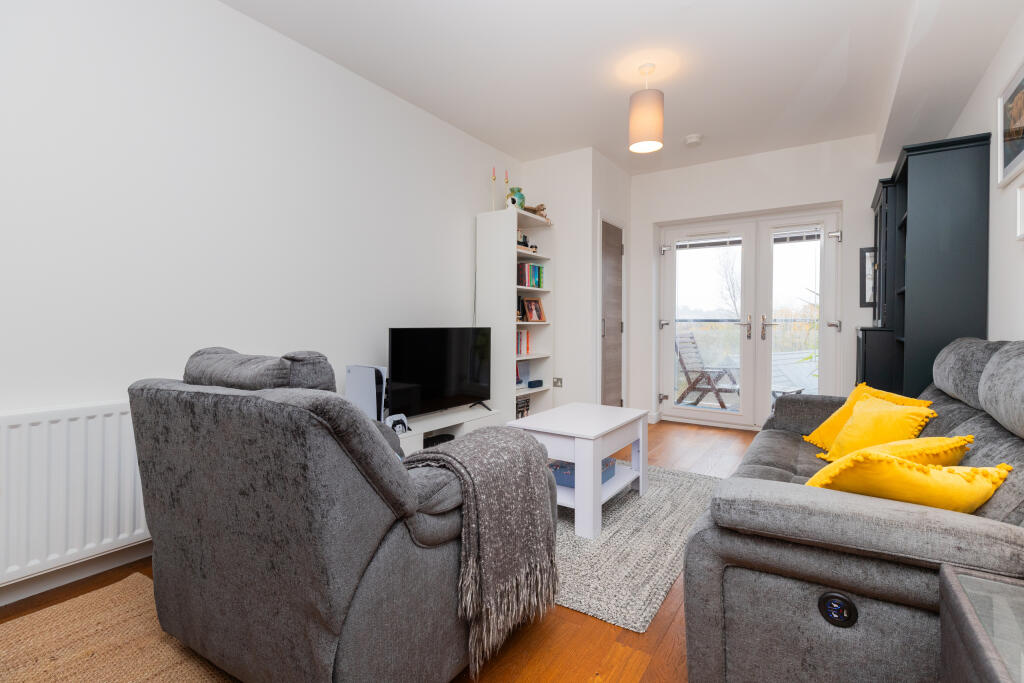 Flat 3-2, 2 Riverford Court Glasgow G43 1FB 2L-1