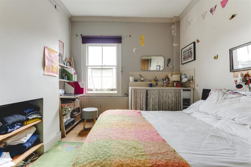 Mildenhall Road-13.jpg