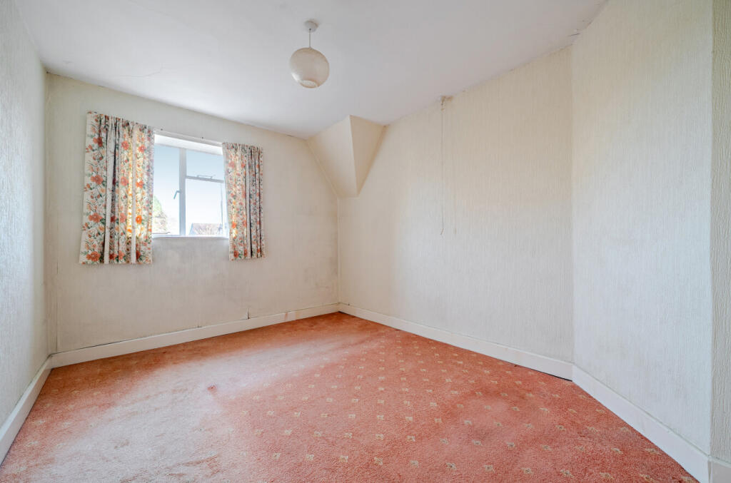 1386791-6-6931a5b...