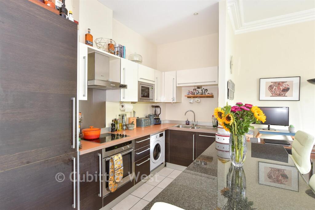 Kitchen/Lounge/Dining Room