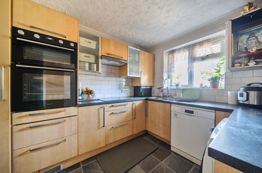 1318340-8-6871536...