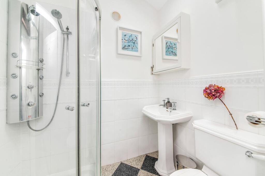 BEDROOM TWO EN-SUITE