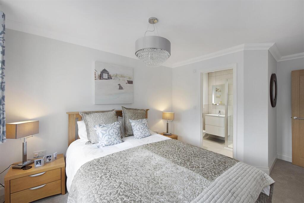 White Beams ph32.jpg