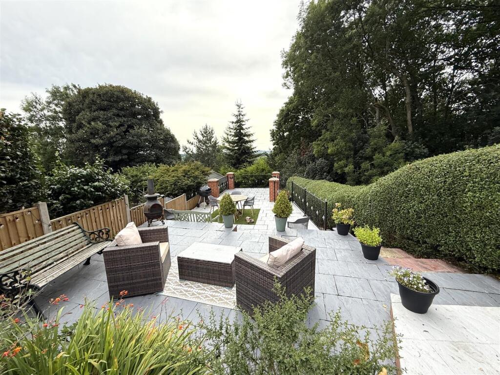 garden lower patios.jpg