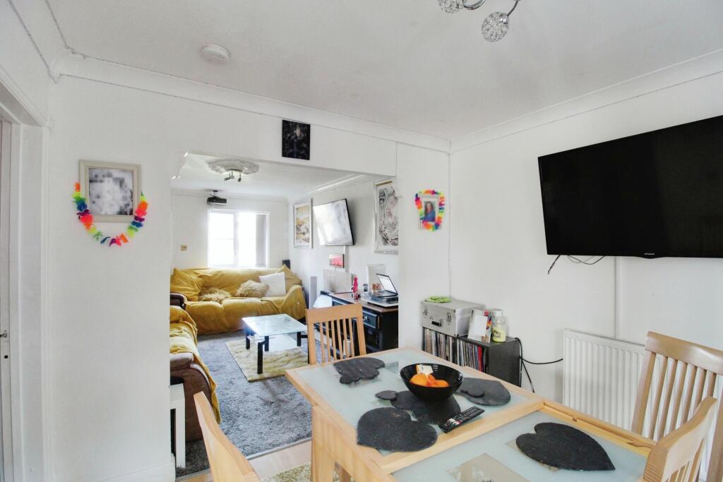 ebad921e-IMG_0131-IMG_0133