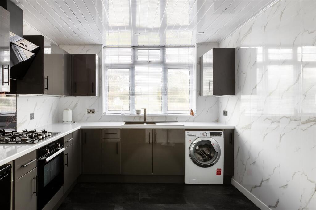 43 Croham Park Avenue-7.jpg