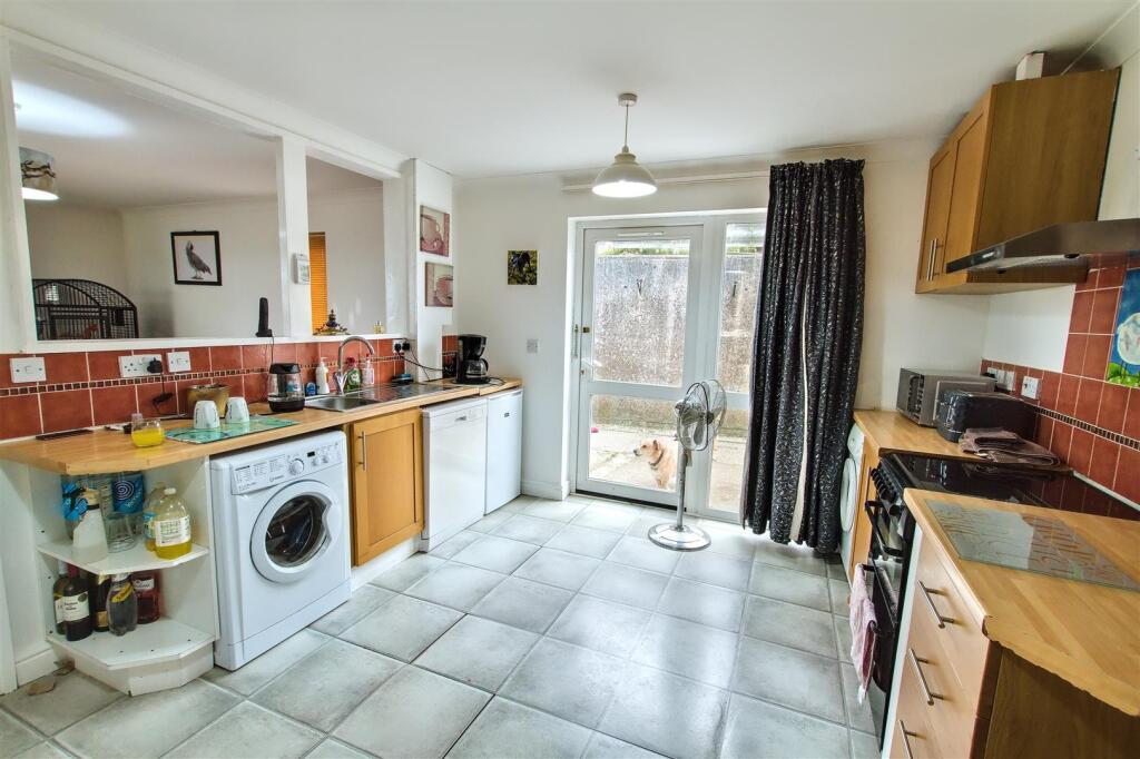 Utility area / Possible Annex