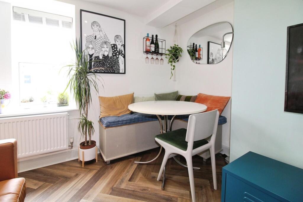 LOUNGE 3