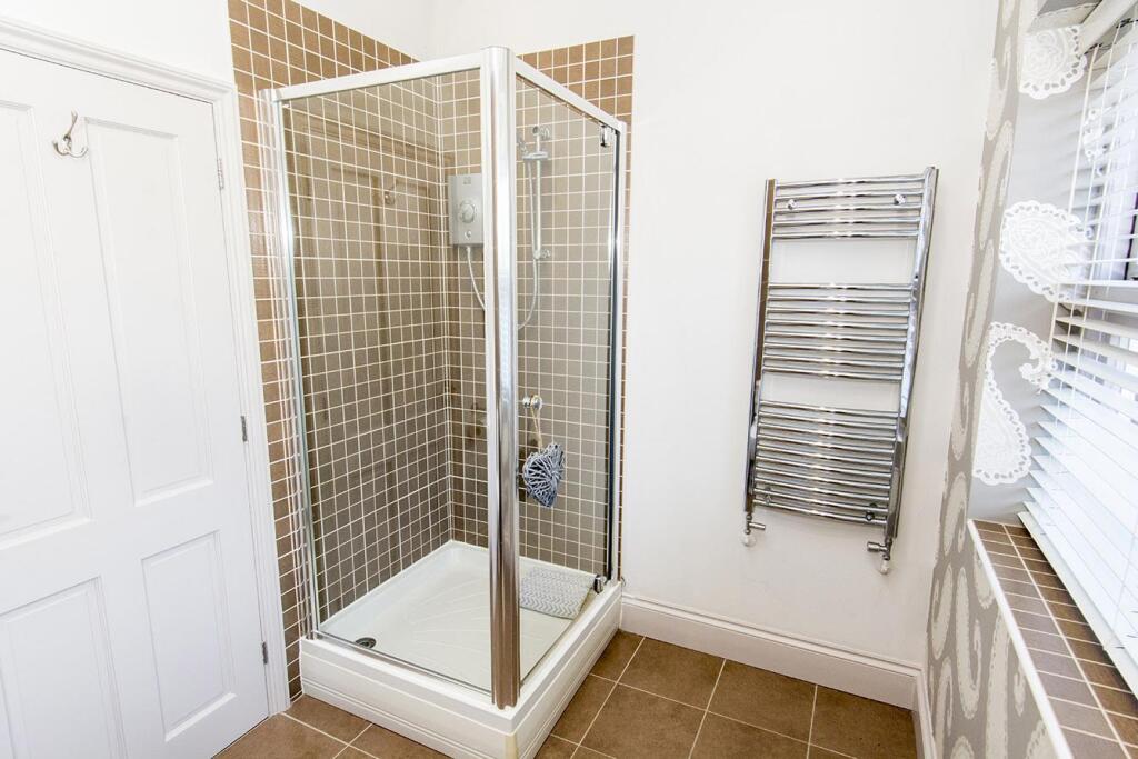 En-suite Photo Two