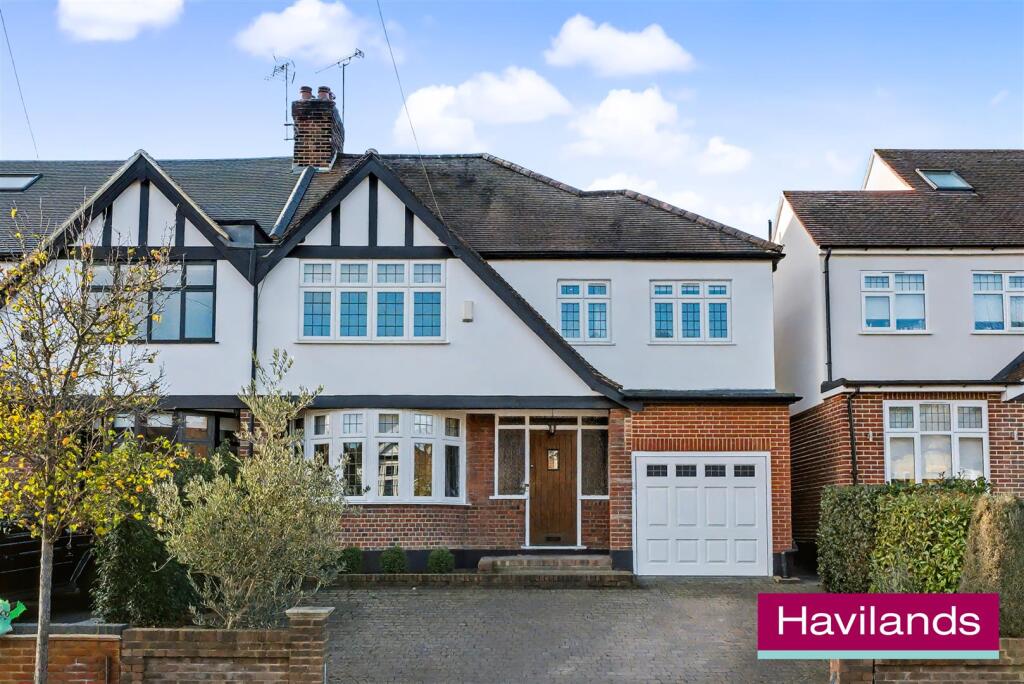 54 Cheyne Walk N21 1DE-6.jpg